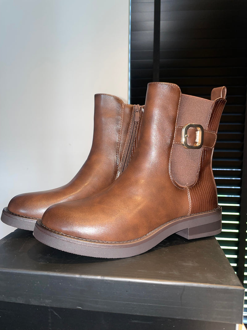Aden boots brown