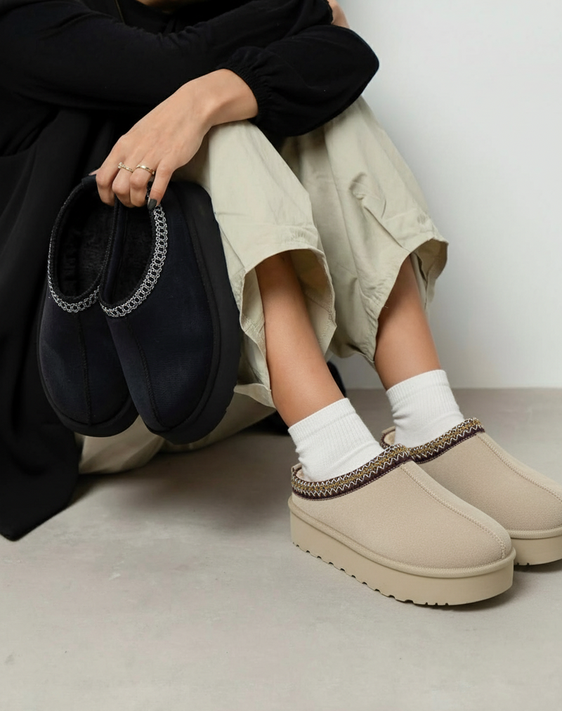 Rue slides beige high