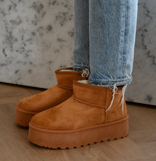 Rue boots Camel
