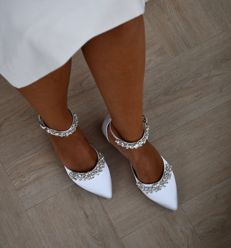 Esra White Sandals