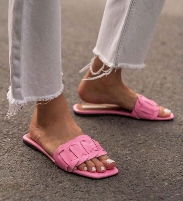 Crush pink slippers