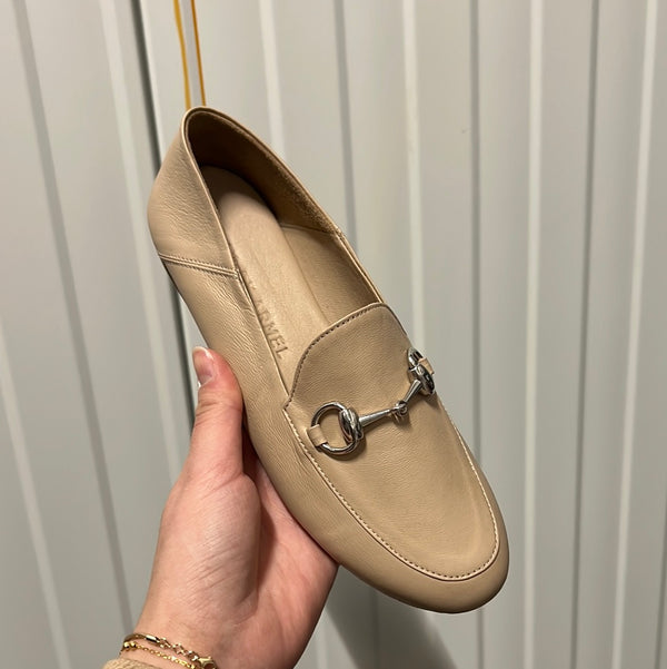 Nude loafers | Real leather