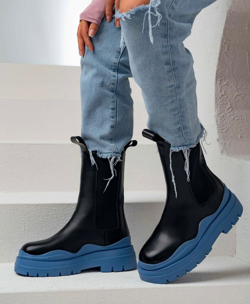 Tell boots blue