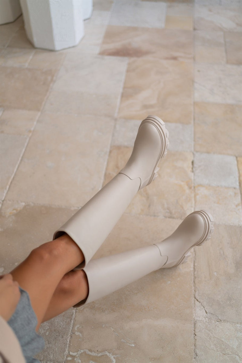 Irmak beige boots